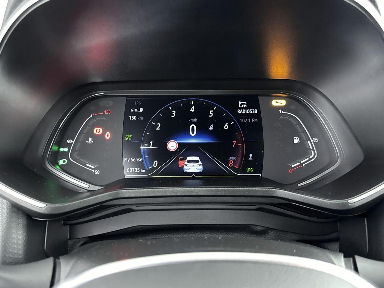 Renault CLIO 1.0 TCe 90Pk Bi-Fuel Intens | Navigatie | Apple & Android Carplay | Climate Control | Parkeersensoren Achter | Keyless Entry | Privacy Glass | Cruise Control & Snelheidsbegrenzer |