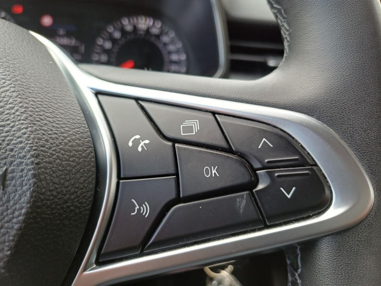 Renault CLIO 1,0 Tce Zen Navi Aplle Carplay PDC LDWS