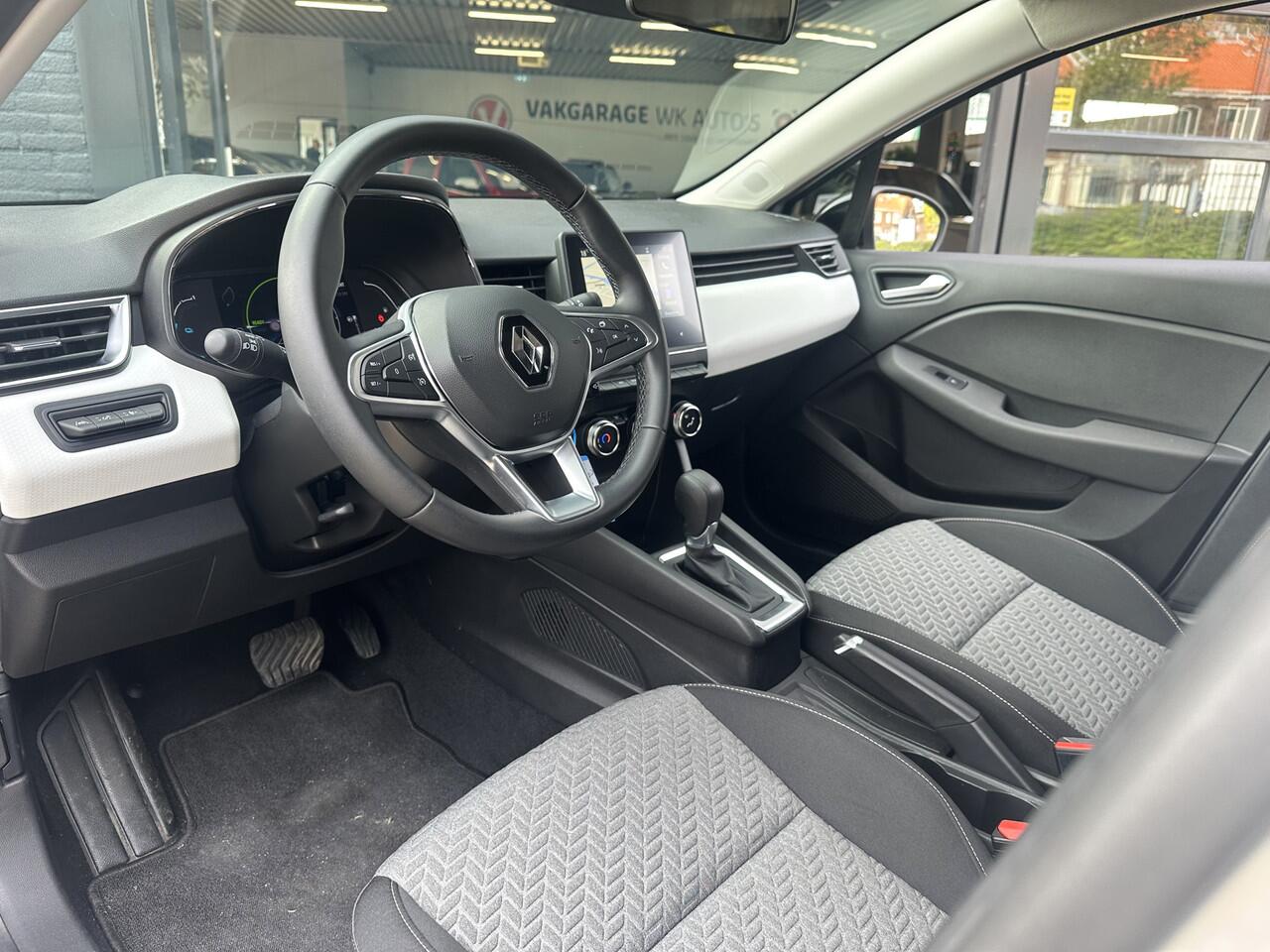 Renault CLIO 1.6 E-Tech Hybrid 145 Evolution