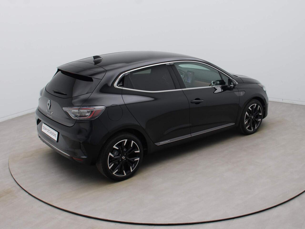 Renault CLIO STAM Limité 75 TCe 90pk #8 van 75 Camera | Leder | 9,3" Navi | 17" Velgen