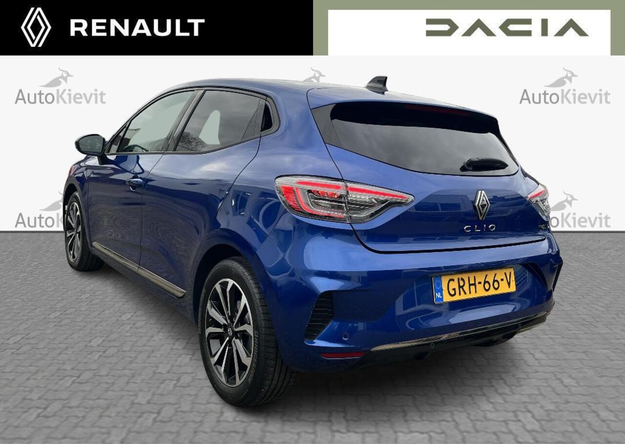 Renault CLIO 1.6 E-Tech Full Hybrid 145 techno