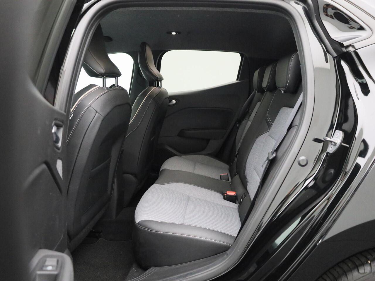 Renault CLIO 1.0 TCe 90 GPF techno | Navigatie | Parkeersensoren & Camera |