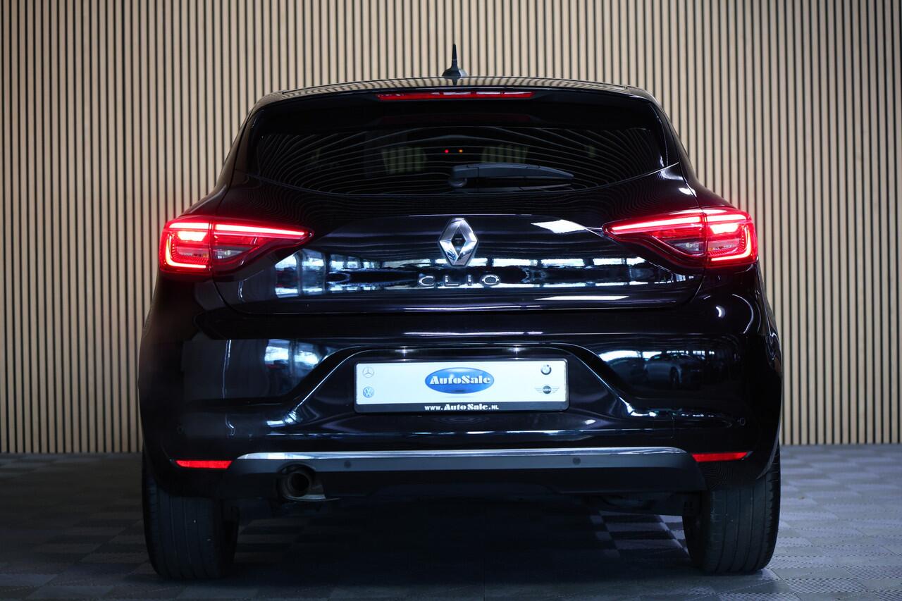 Renault CLIO 1.3 TCe Intens AUTOMAAT NAVI CARPLAY CAMERA PDC '20