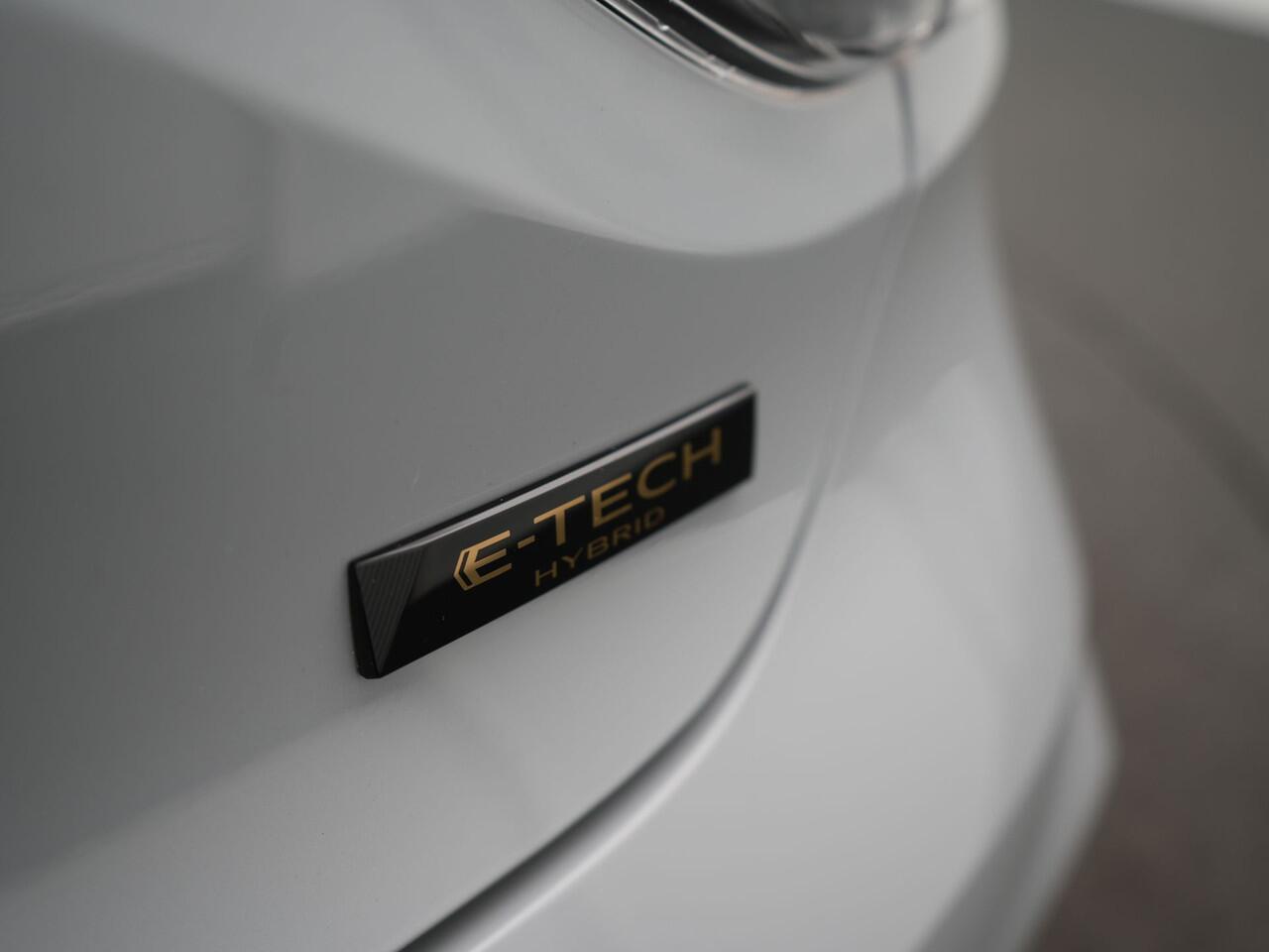 Renault CLIO 1.6 E-Tech Full Hybrid 145 Techno - Occasional Lease vanaf ¤439 p/m - RIJKLAARPRIJS - Achteruitrijcamera - Cruise Control - Apple Carplay - Android Auto