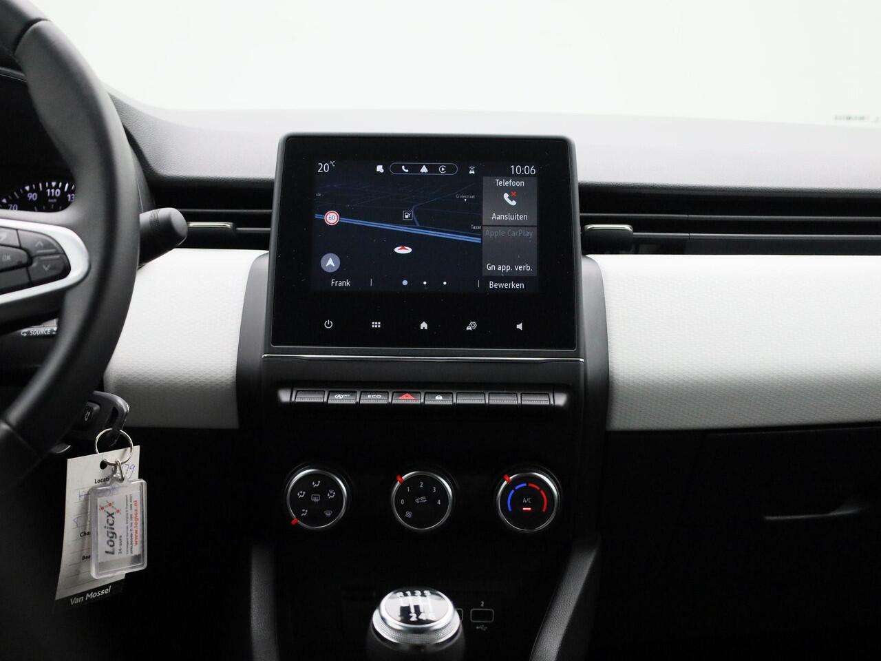 Renault CLIO 1.0 TCe 90Pk Evolution | Navigatie | Apple & Android Carplay | Parkeersensoren | Airco | Lichtmetalen Velgen | Privacy Glass | Bluetooth | Regen- en Lichtsensor |