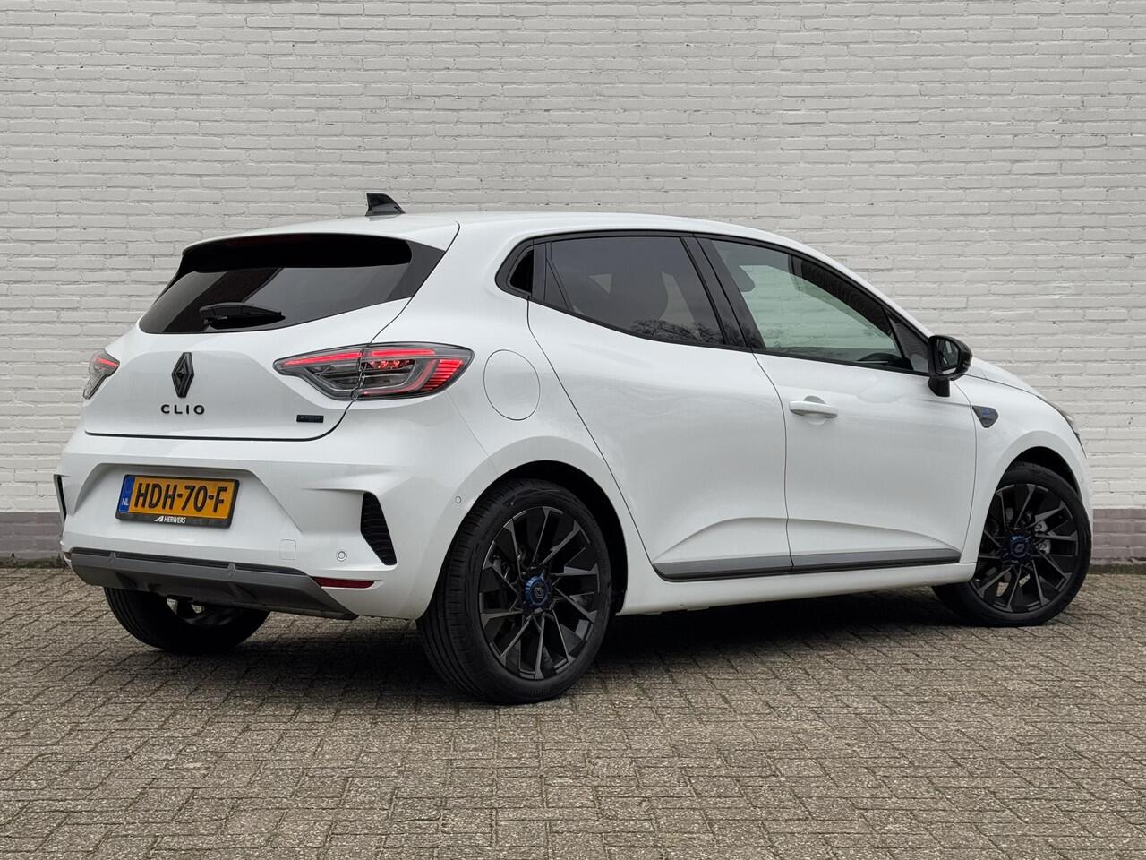 Renault CLIO 1.6 E-Tech Full Hybrid 145 esprit Alpine / Pack BOSE / Dodehoek / Adaptive Cruise Control / 360 Camera / PDC / Parkeer Assistent / Stoel & Stuurwiel verwarming / LED / NAP / DAB /
