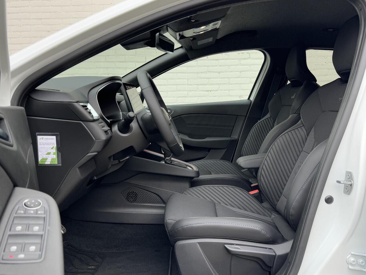 Renault CLIO 1.6 E-Tech Full Hybrid 145 esprit Alpine / Pack BOSE / Dodehoek / Adaptive Cruise Control / 360 Camera / PDC / Parkeer Assistent / Stoel & Stuurwiel verwarming / LED / NAP / DAB /