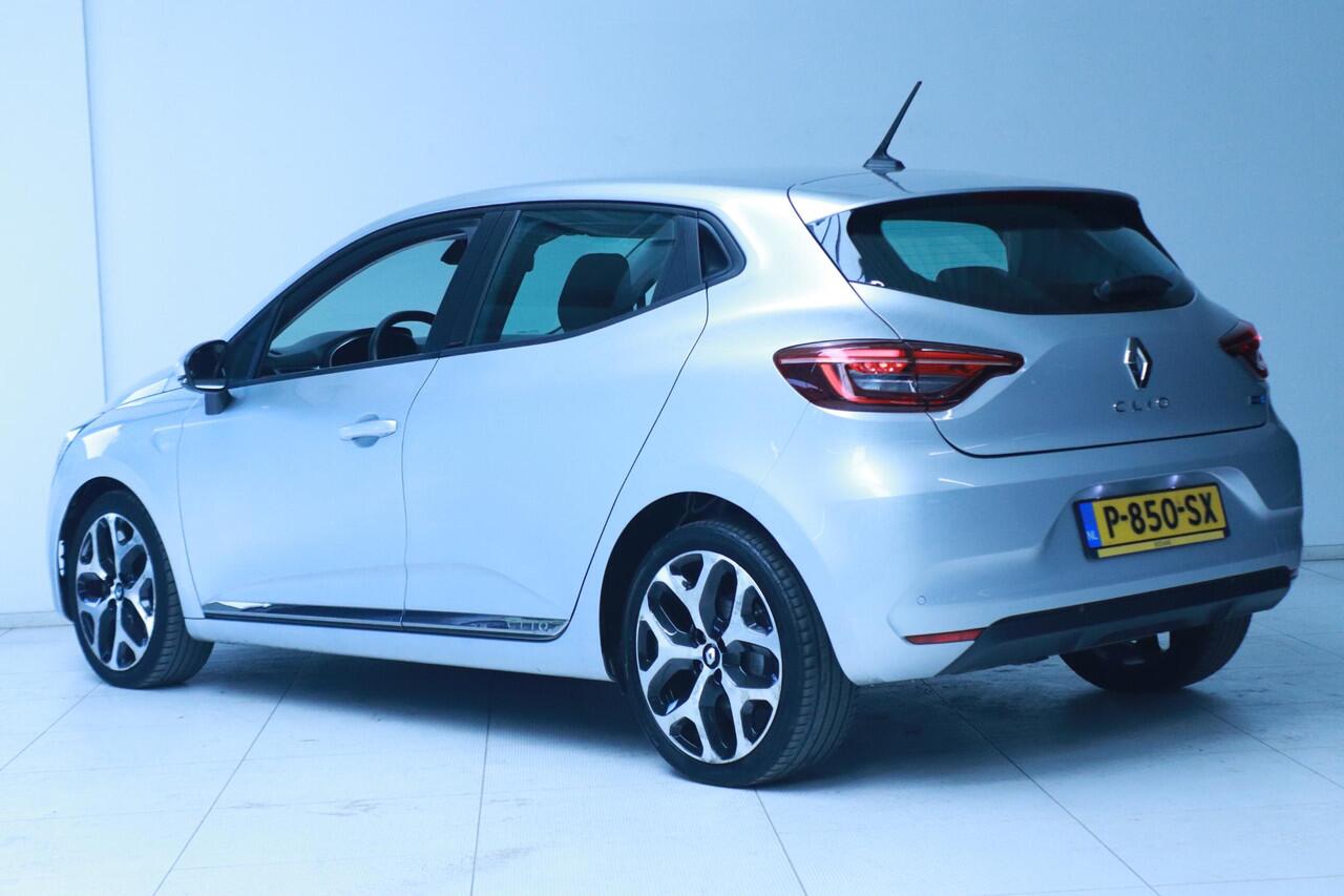 Renault CLIO 1.6 E-Tech Hybrid 140 Zen | Navigatie | Parkeersensoren achter | Apple Carplay/Android Auto | Airco |