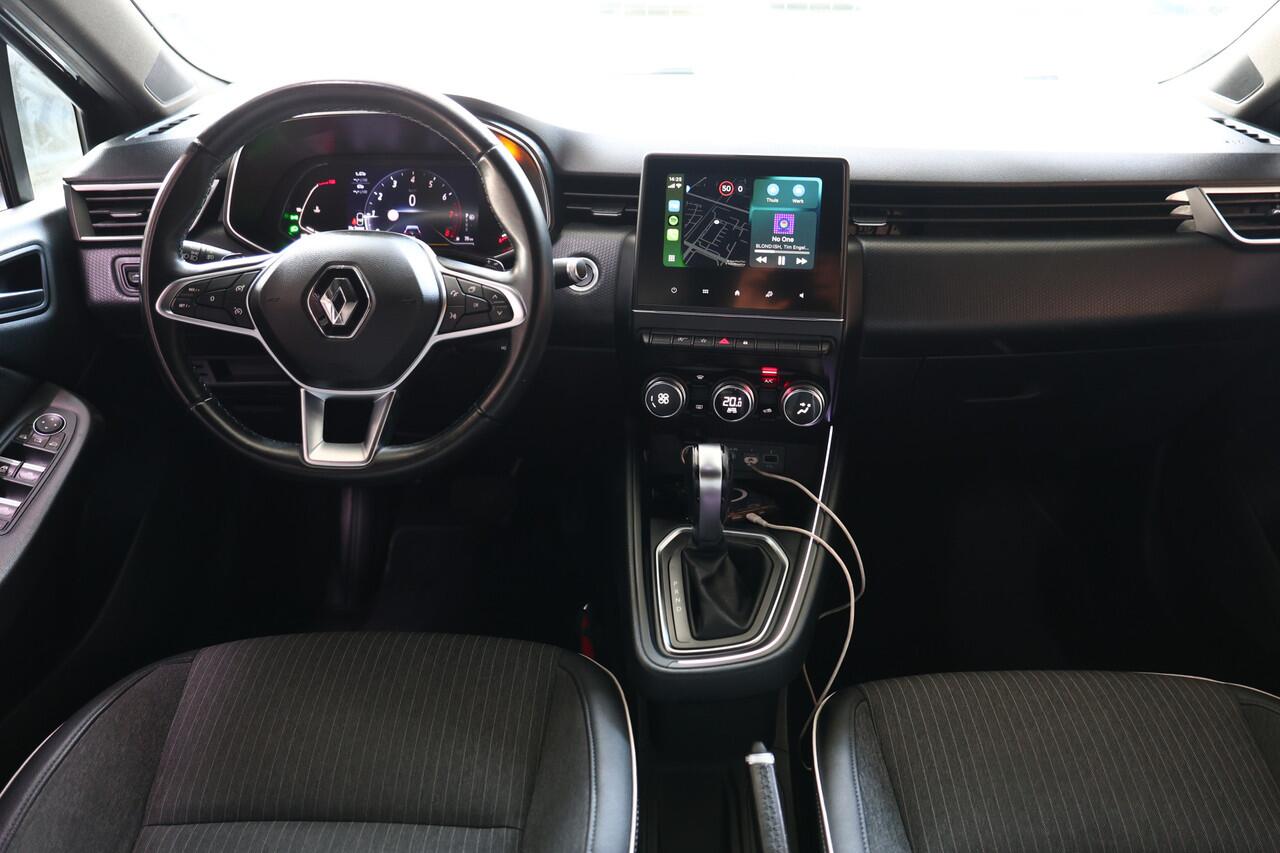 Renault CLIO 1.3 TCe Intens AUTOMAAT NAVI CARPLAY CAMERA PDC '20