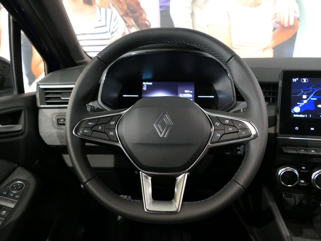 Renault CLIO 1.6 E-Tech Full Hybrid 145 techno - Occasion Lease vanaf ¤429 p/m - Camera - Apple carplay / Android auto - Sensor achter