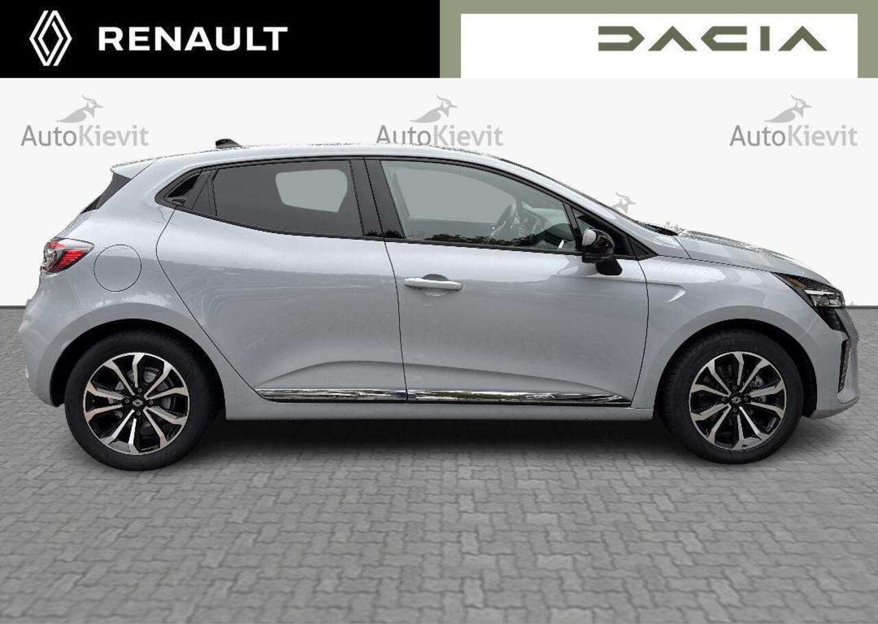 Renault CLIO 1.6 E-Tech Full Hybrid 145 techno