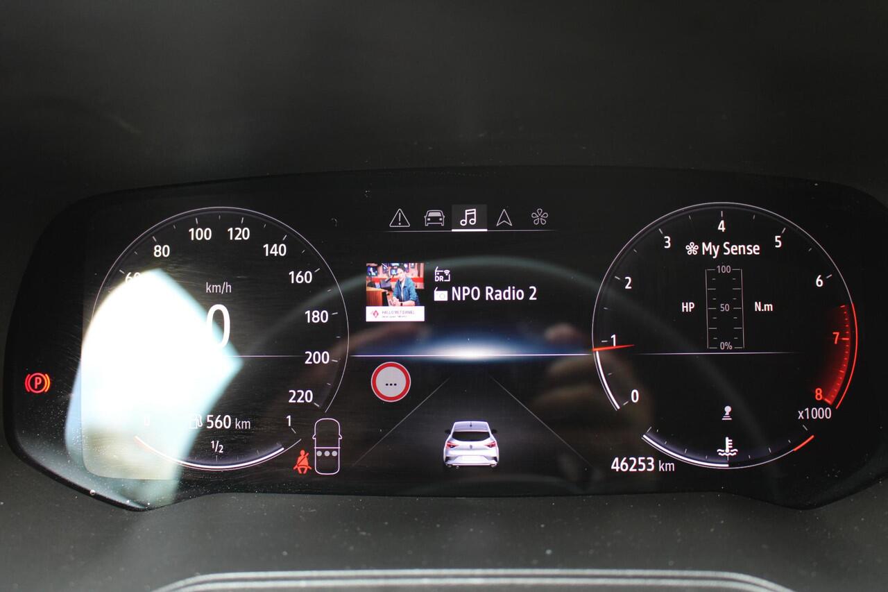 Renault CLIO 1.0 TCe 90 GPF techno | Achteruitrijcamera | Apple CarPlay / Android Auto | 17" Lichtmetalen Velgen | Climate Control |