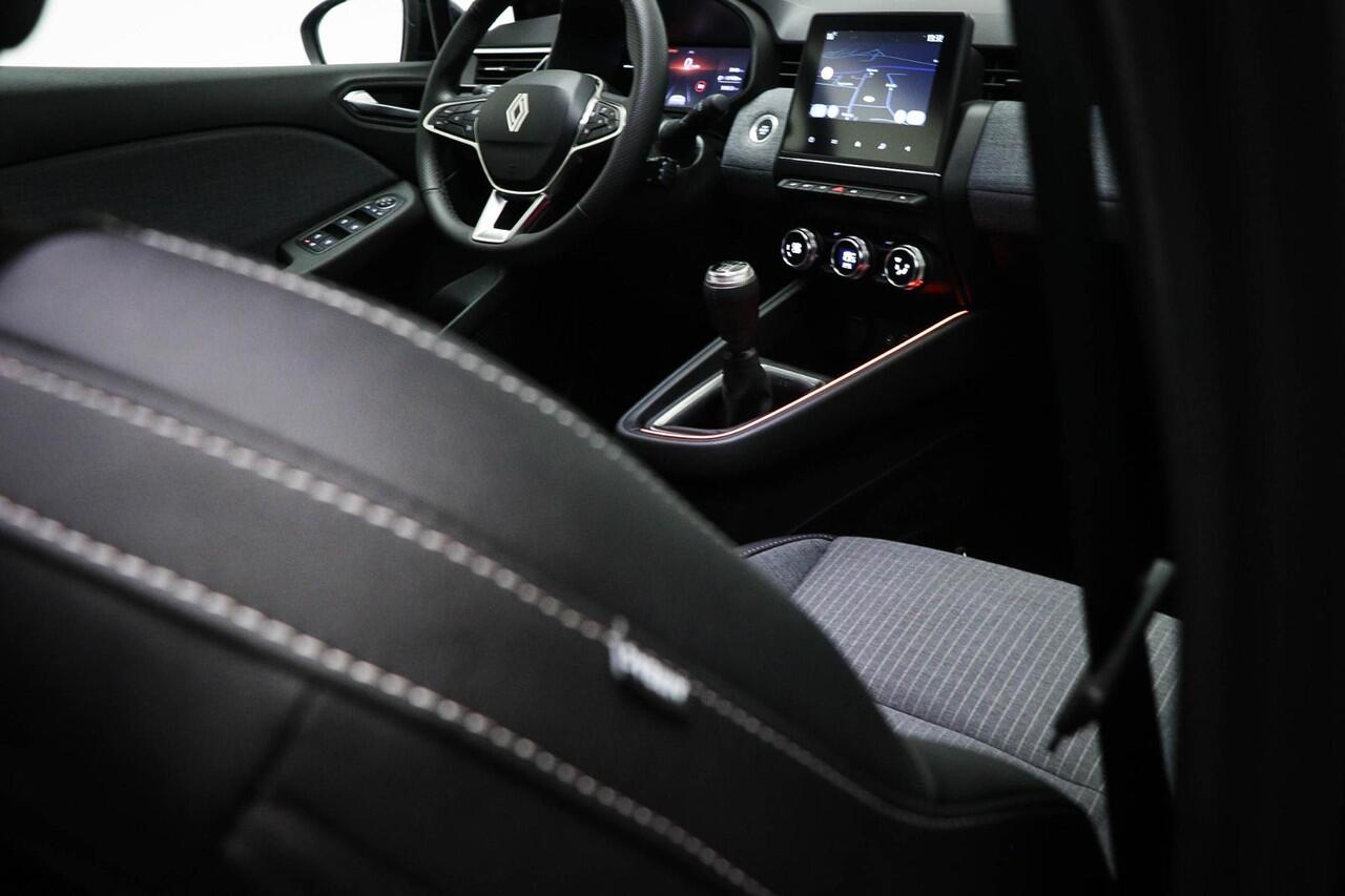 Renault CLIO 1.0 TCe 90 GPF techno | DEMO | WINTER PACK | DAB | APPLE | CAMERA