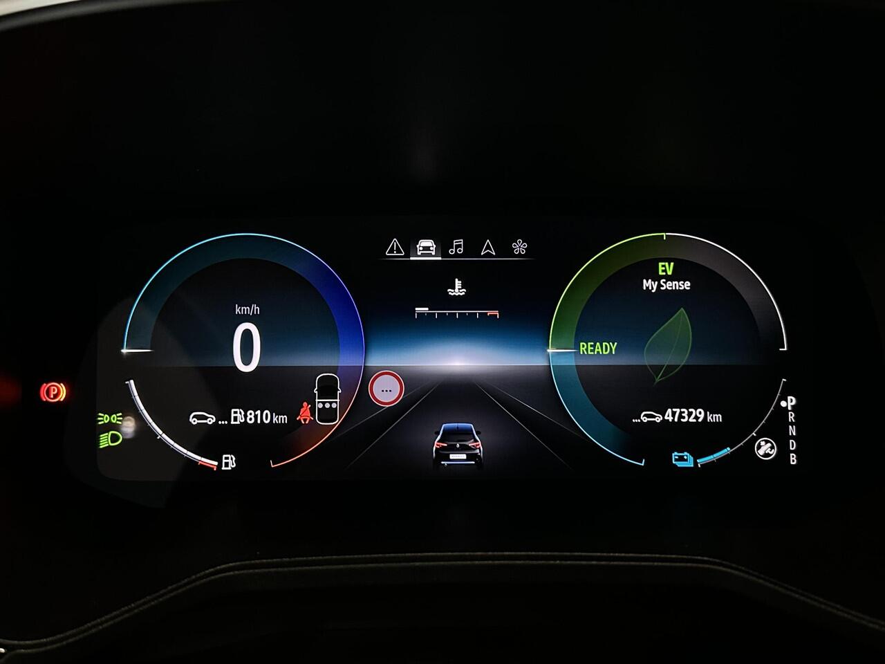 Renault CLIO 1.6 E-Tech Full Hybrid 145 Techno | Navigatie 9,3" | 360° camera | All season banden | Climate Control | Cruise Control | Apple Carplay/Android Auto