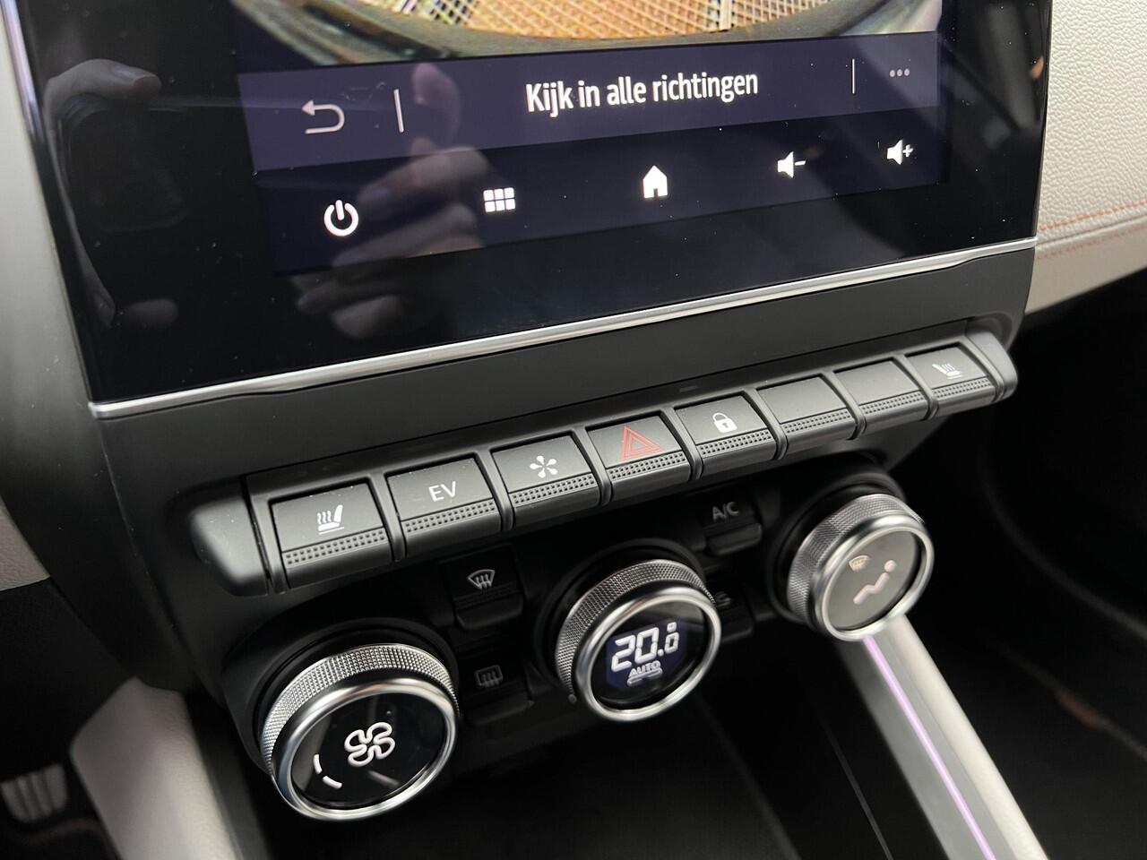 Renault CLIO 1.6 E-Tech Hybrid 140 Initiale Paris | Leder | Navigatie | 17" lichtmetalen velgen | Eerste eigenaar |