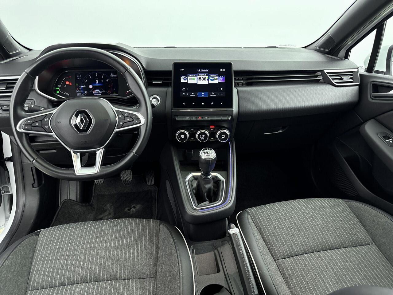 Renault CLIO 1.0 TCe 90Pk Bi-Fuel Intens | Navigatie | Apple & Android Carplay | Climate Control | Parkeersensoren Achter | Keyless Entry | Privacy Glass | Cruise Control & Snelheidsbegrenzer |