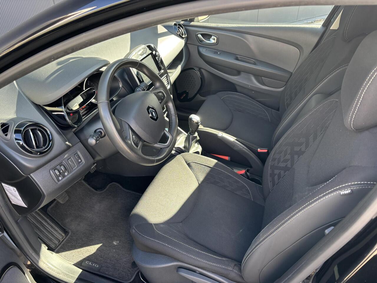 Renault CLIO Estate TCe 90 Limited | AIRCO | NAVI | DEALER ONDERHOUDEN | PARKEERSENSOREN ACHTER | LICHTM. VELGEN |