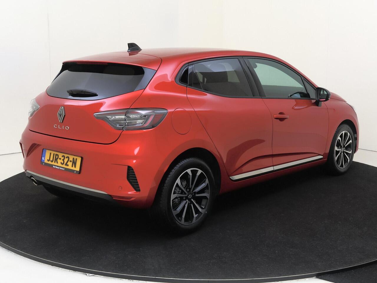 Renault CLIO TCe 90 GPF Techno | EASY LINK navigatiesysteem met Apple CarPlay & Android Auto | Achteruitrijcamera + sensoren | Climate control | 16" Lichtmetalen velgen | Metaalkleur |