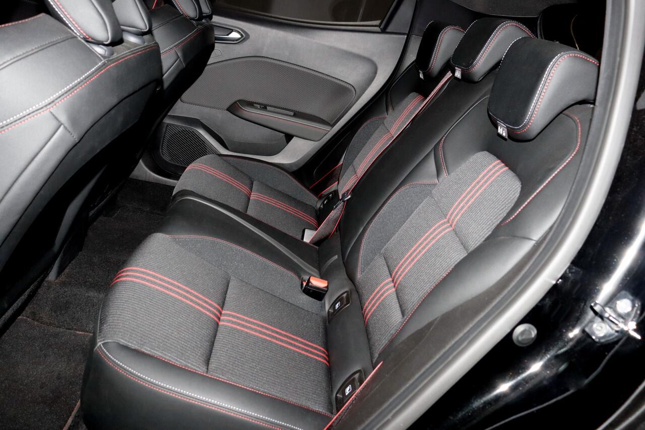 Renault CLIO 1.0TCe R.S.-Line FULL LED | CAMERA | CARPLAY | CLIMA | PRIV GLASS | LMV 17'' | PDC V+A