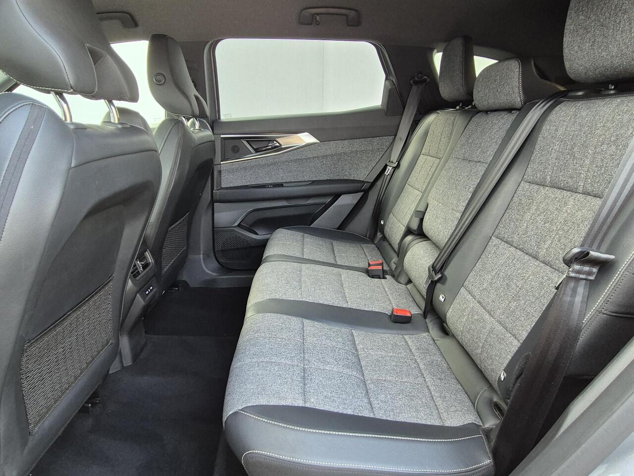 Renault ESPACE E-Tech Full Hybrid 200 techno 7p. / 360 Graden Camera / Adaptief Cruise Control / Elektrische Achterklep / / Navigatie / Apple Carplay & Android Auto / Lichtmetalen Velgen 19" /