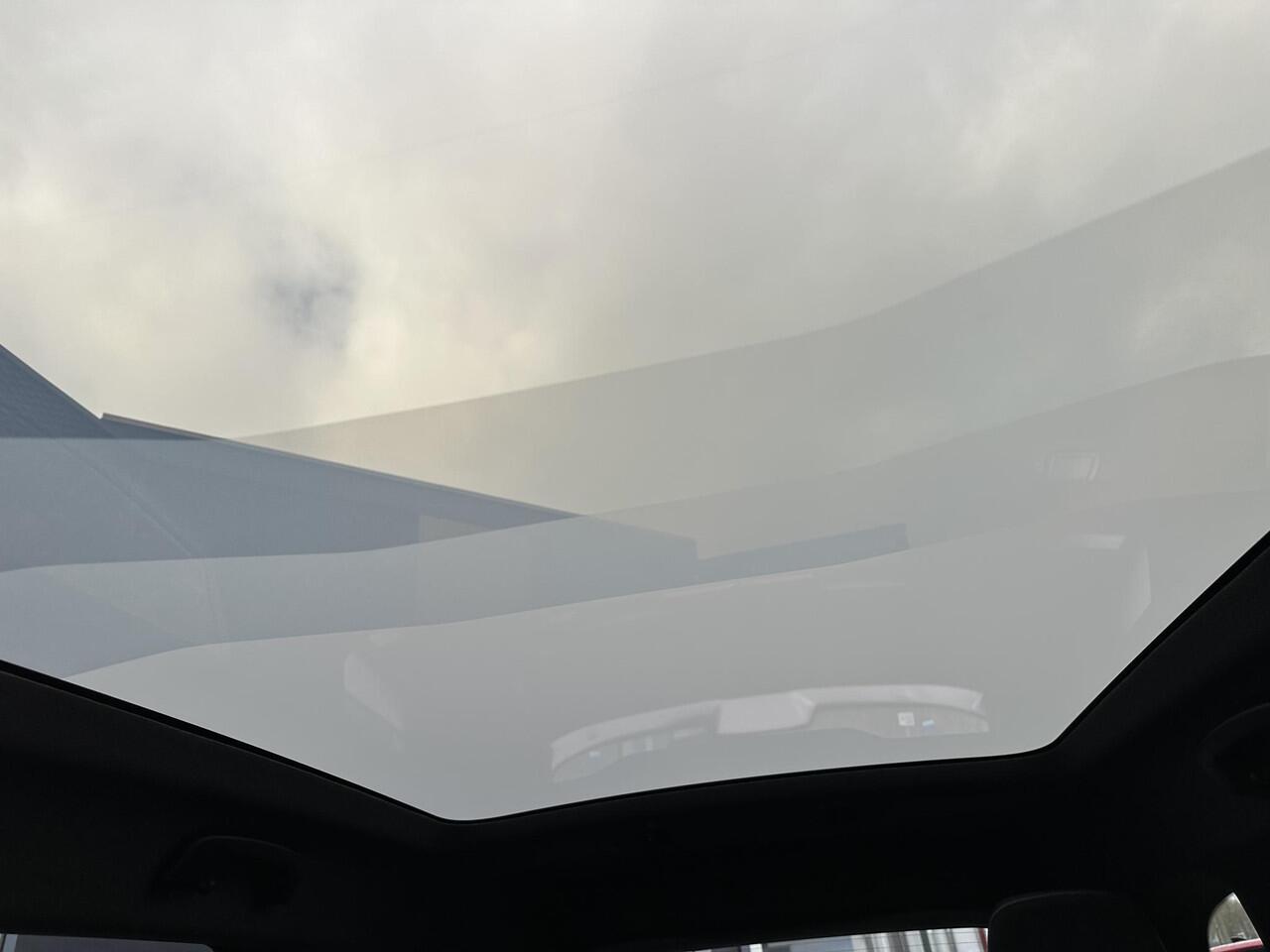 Renault ESPACE E-Tech full hybrid 200 esprit Alpine 7p. l Meer dan ¤ 4.000 voorraadvoordeel! l 5 jaar gratis fabrieksgarantie! l Uit voorraad leverbaar!