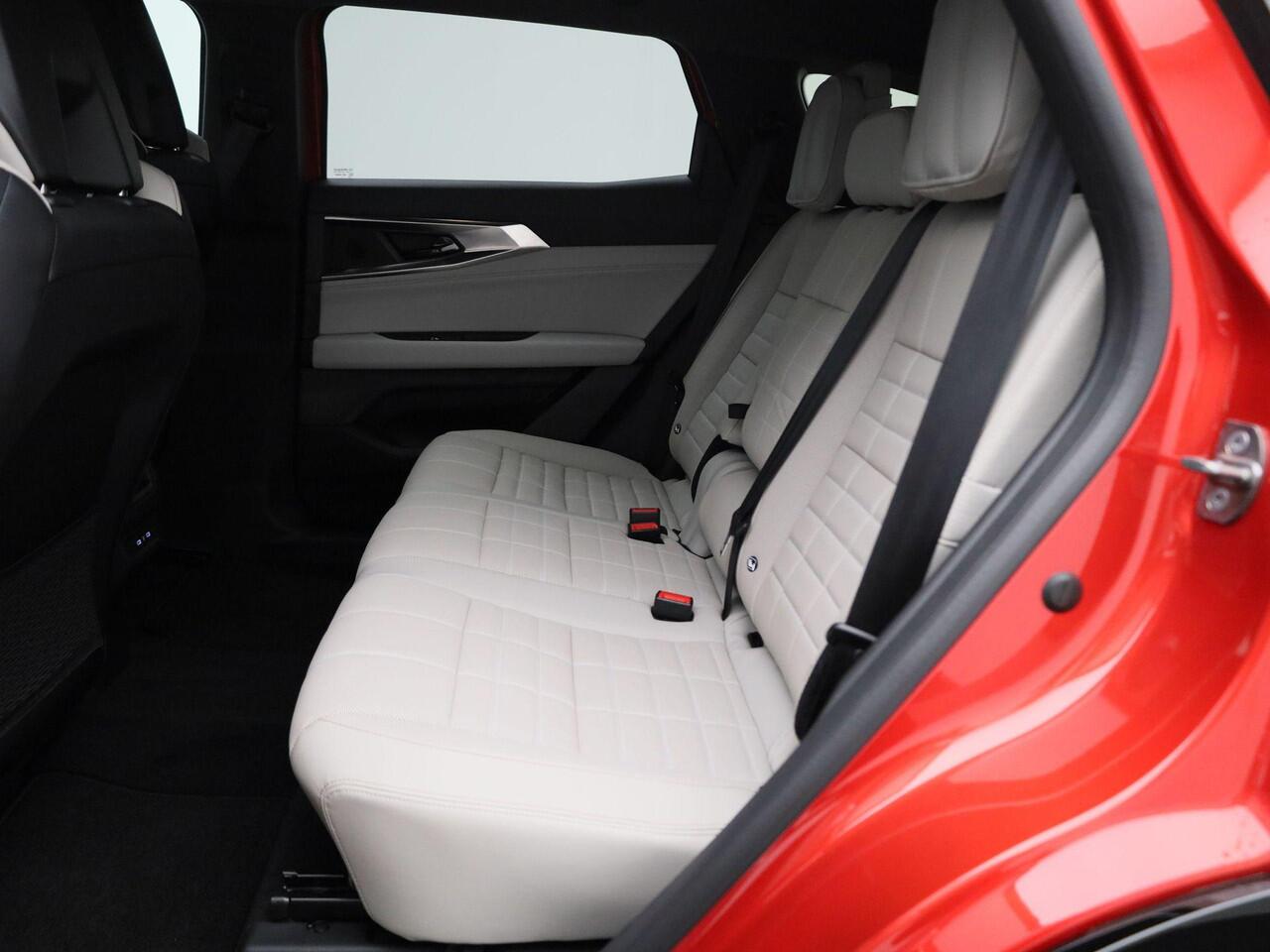 Renault ESPACE E-Tech full hybrid 200 iconic 7p. | Head-up Display | 4Control | 360-graden Camera | Stoel- & Stuurwielverwarming | Voorruit Verwarmd | Elektrisch Verstelbare Stoelen | Lederen Bekleding 'Gris Sable' | Adaptieve Cruise Control | 20" LMV "Effie'