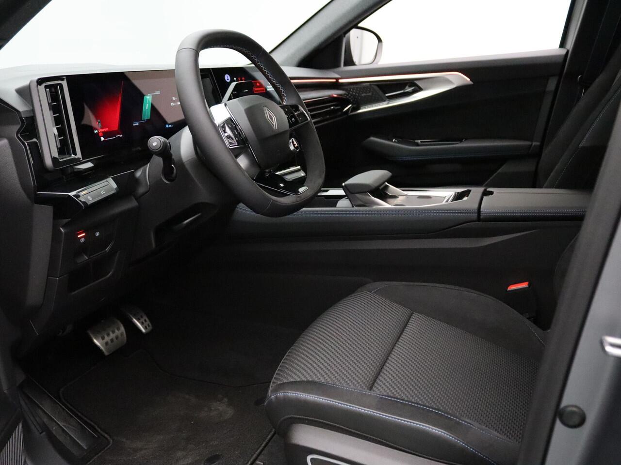 Renault ESPACE E-Tech Hybrid 200pk esprit Alpine 7p. 360° Camera | Harman Kardon | Head-Up | Adapt. Cruise | Parkeersens. v+a | Stoel-/stuur-/voorruitverw. | Panoramadak