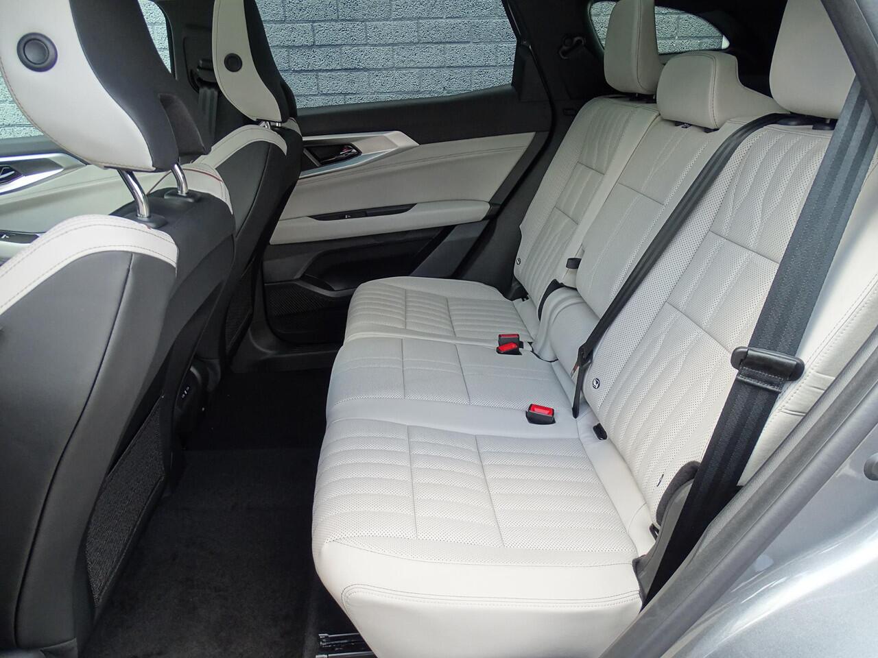 Renault ESPACE E-Tech full hybrid 200 iconic 7p. | PACK HARMAN KARDON | PACK ADVANCED DRIVING ASSIST | PANORAMISCH VAST DAK | EASY PARK ASSIST |