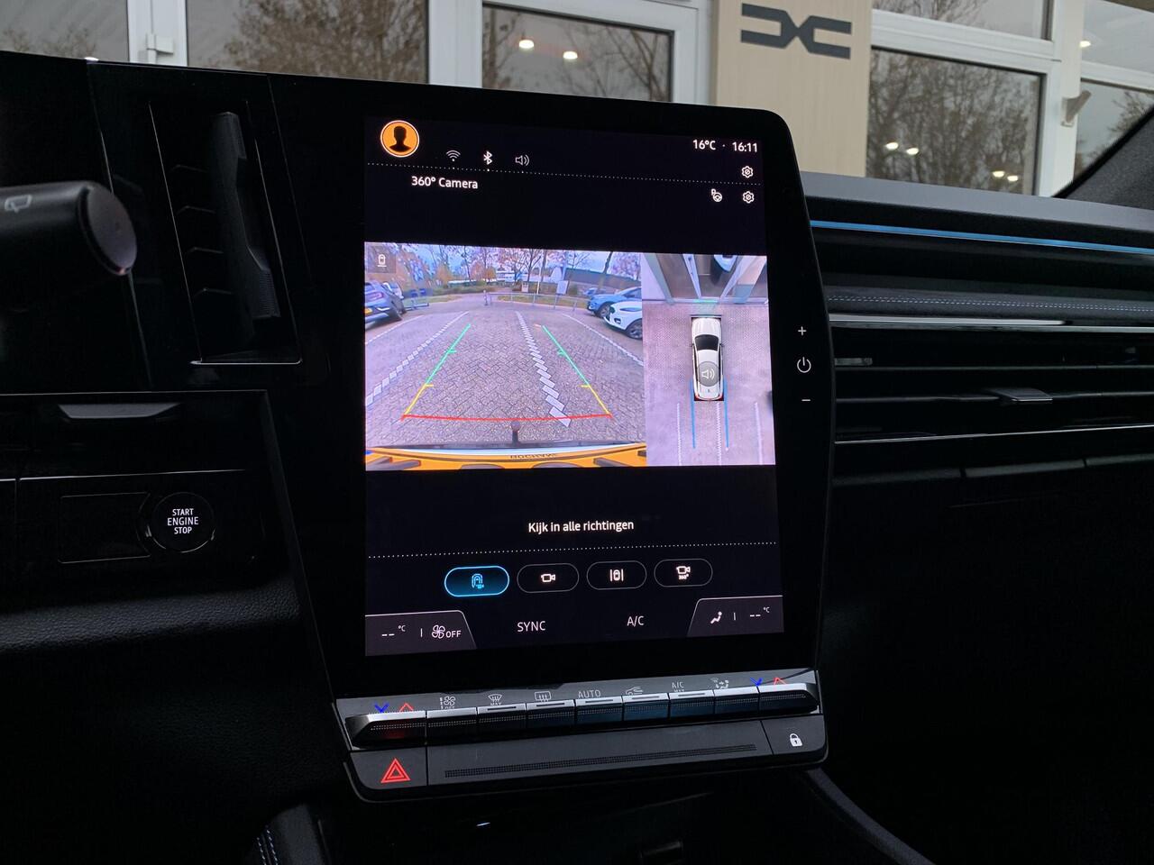 Renault ESPACE E-Tech full hybrid 200 esprit Alpine 7p. | Navigatie | Cruise Control | Achteruitrijcamera | Trekhaak | All season banden