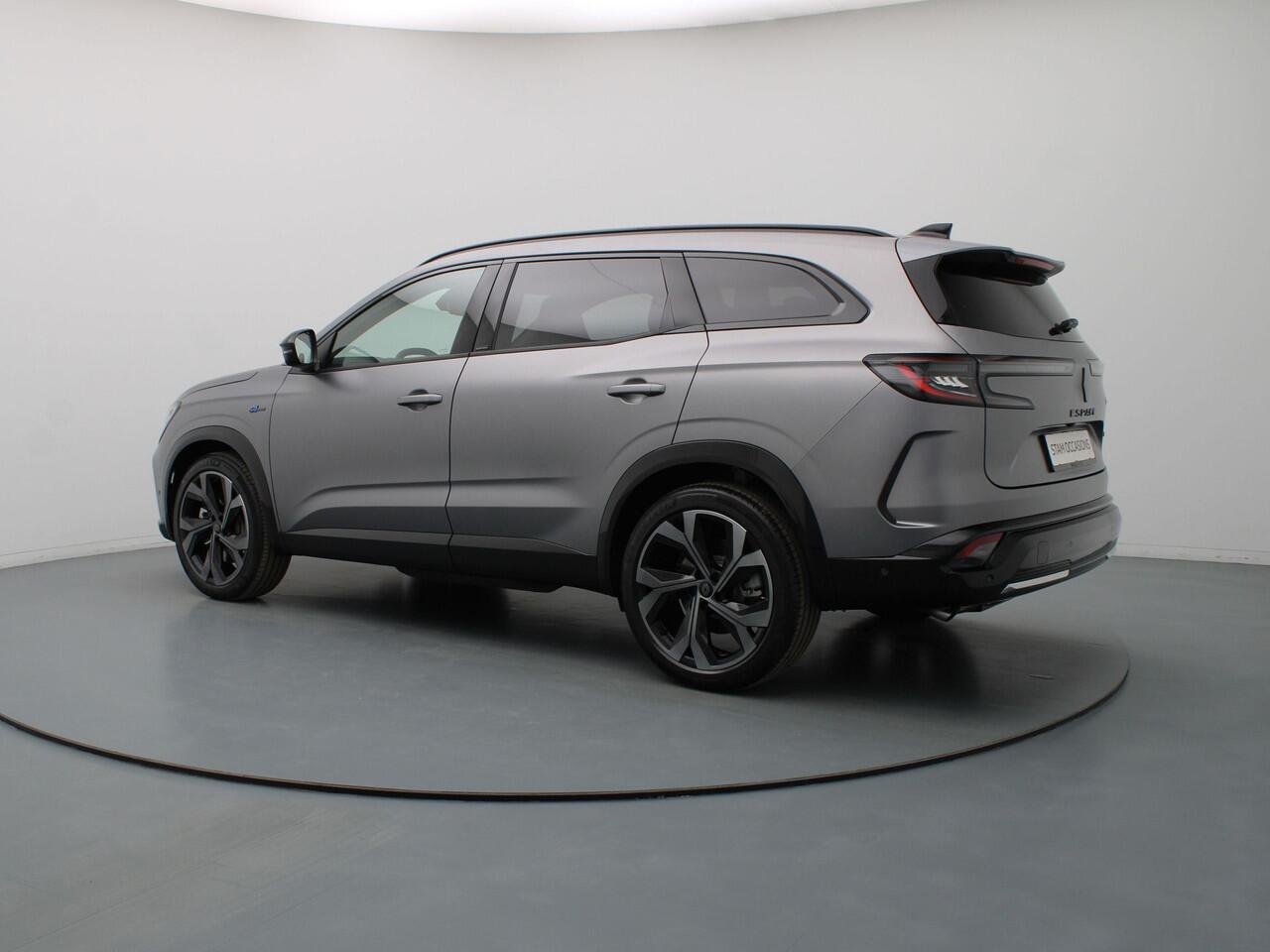 Renault ESPACE E-Tech Hybrid 200pk esprit Alpine 7p. 360° Camera | Harman Kardon | Head-Up | Adapt. Cruise | Parkeersens. v+a | Stoel-/stuur-/voorruitverw. | Panoramadak