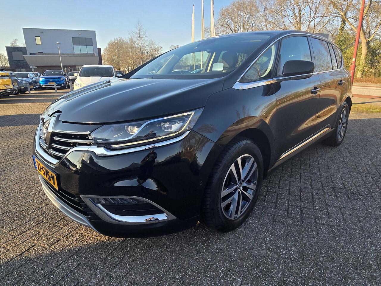 Renault ESPACE 1.8 TCe Intens 7p. 224pk Automaat | Trekhaak | Adaptieve Cruise | Achteruitrijcamera | Elektrische Achterklep | Head up Display