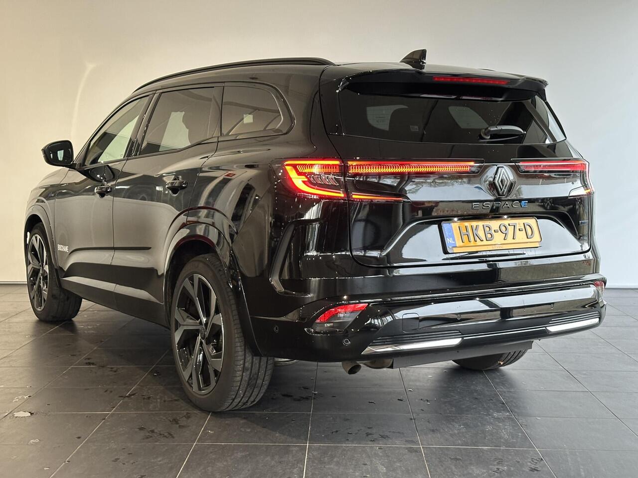 Renault ESPACE E-Tech full hybrid 200 esprit Alpine 5p. 4CONTROL | PANORAMADAK | HARMAN KARDON AUDIO | HEAD-UP DISPLAY | DEMO