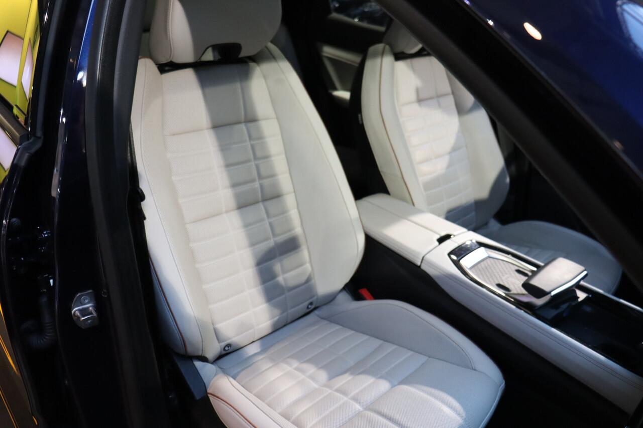 Renault ESPACE E-Tech full hybrid 200 iconic 7pers. full options