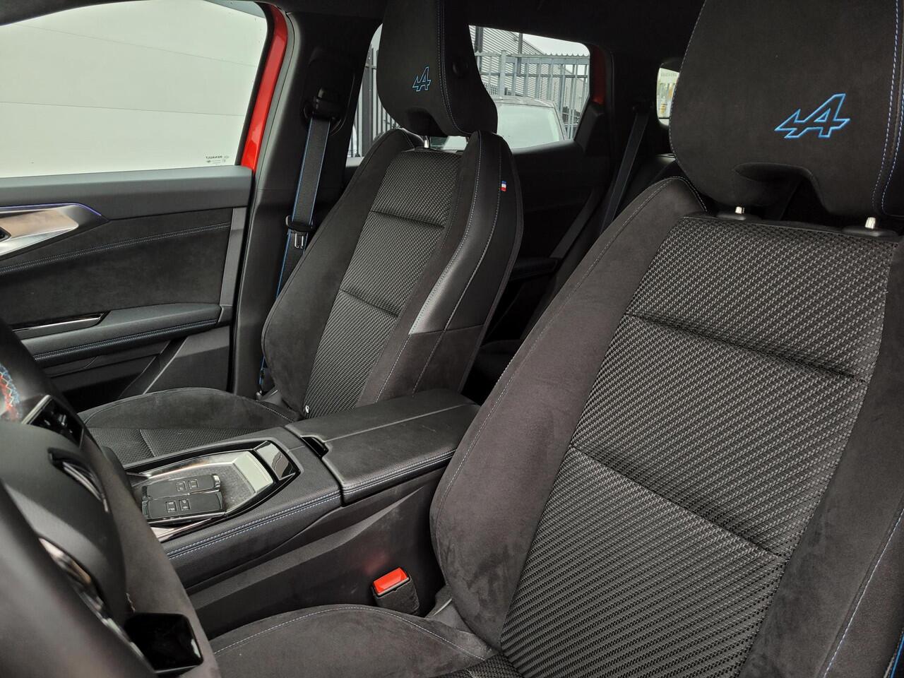 Renault ESPACE E-Tech full hybrid 200 esprit Alpine 7p. | Harman & Kardon | 4Control | Head Up Display | Trekhaak