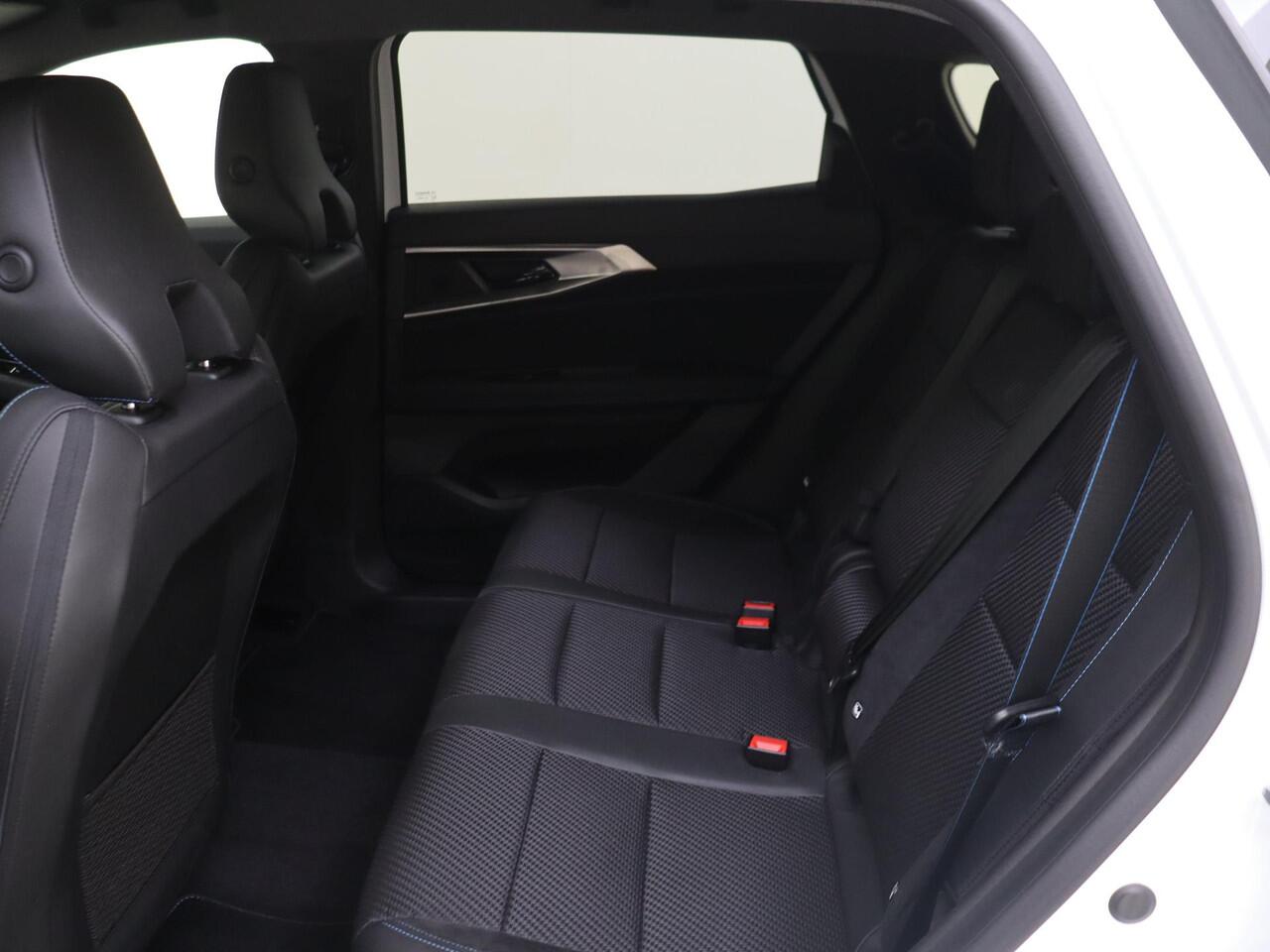 Renault ESPACE Esprit Alpine E-Tech Full Hybrid 200PK | Google Navigatie | Massagestoelen | Stoel- en Stuurverwarming | 360 Graden Camera | Apple CarPlay & Android Auto