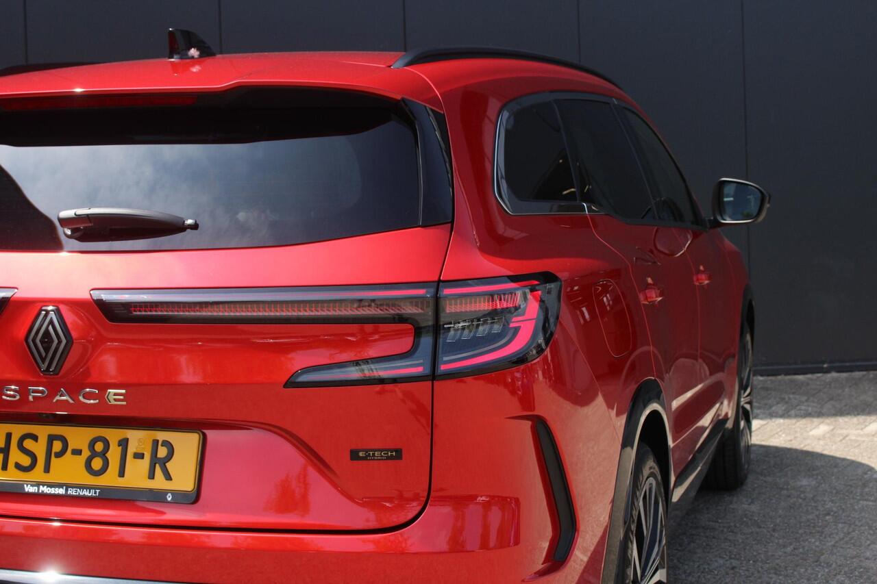 Renault ESPACE E-Tech full hybrid 200Pk iconic 7p. | Google Navigatie | Draadloze Carplay | Harman Kardon | Matrix Led Beam koplampen | Pack Advanced Driving Assist | 4 Control | Lederenbekleding | Elektrische Stoelen | Stoel & Stuurverwarming |