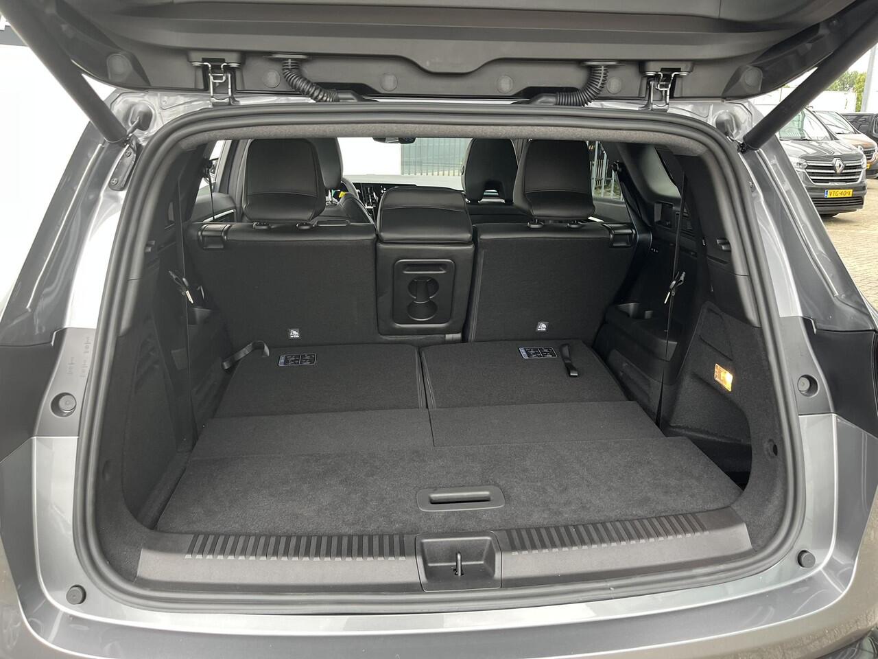 Renault ESPACE E-Tech full hybrid 200 Esprit Alpine 7p. | Panoramadak | elektrisch verstelbare en verwarmbare voorstoelen|