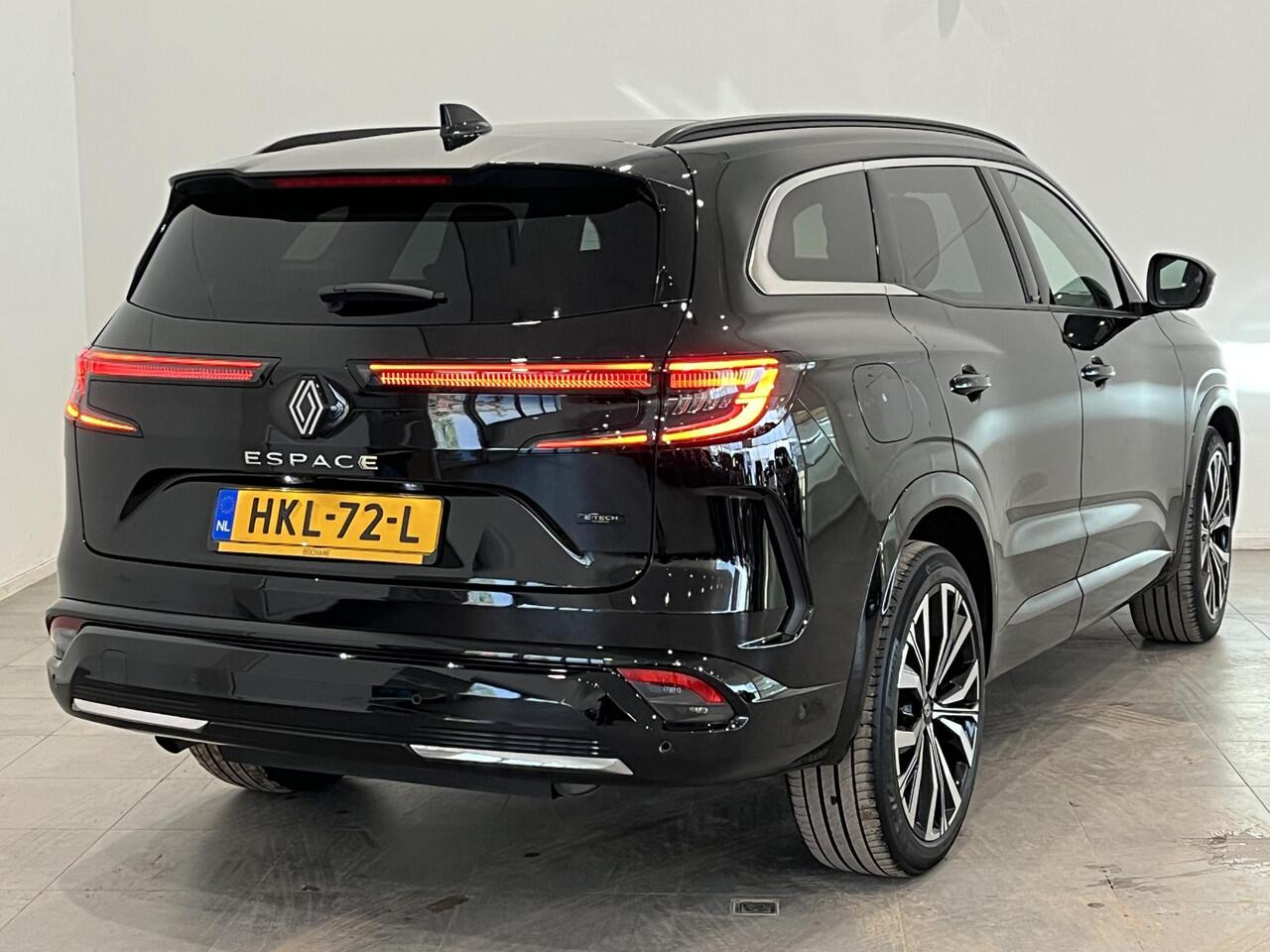 Renault ESPACE 1.2 E-Tech Full Hybrid 200 Iconic 7p. | Matrix LED | Panoramadak | Harman Kardon | Pack Advanced Driving Assist