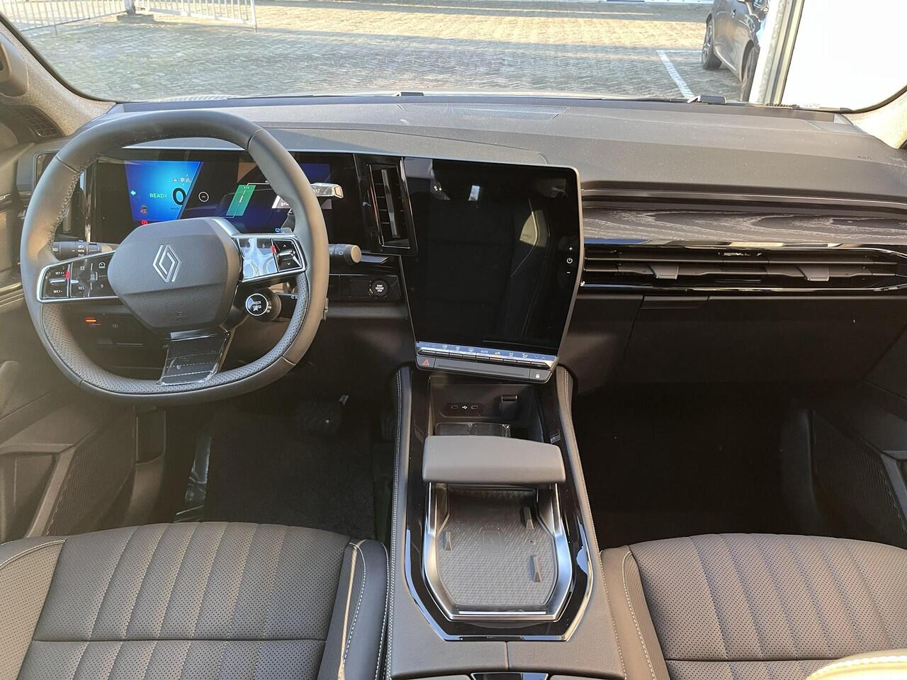 Renault ESPACE E-Tech full hybrid 200 iconic 7p.