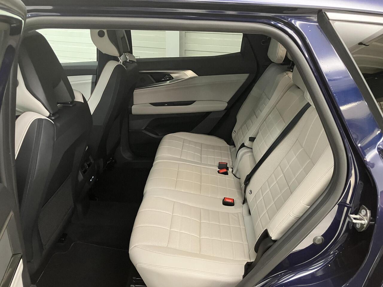 Renault ESPACE E-Tech full hybrid 200 iconic 5p. / Dealer onderhouden / Harman Kardon Audio / Panoramadak / Rondzichtcamera / Stuur- & Stoelverwarming / Adaptieve Cruise Control / Apple Carplay/Android Auto /