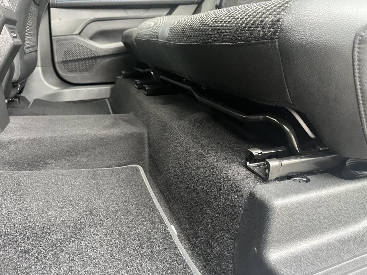 Renault ESPACE E-Tech full hybrid 200 esprit Alpine 5p. / Pack around View Camera / Pack Advanced Drive Assist / Trekgewicht 1600kg / Panoramadak / Apple Carplay/Android Auto / 4Control /