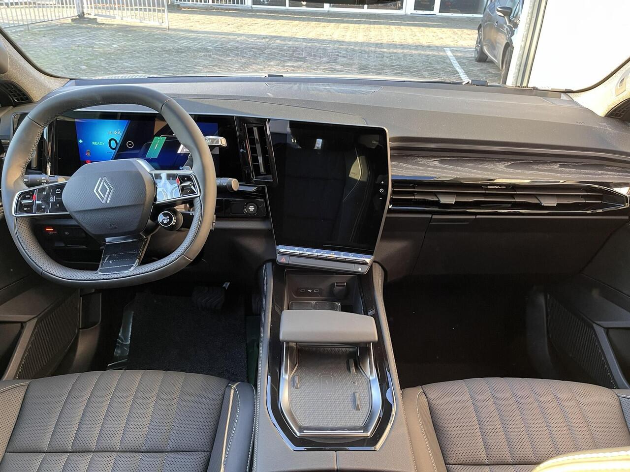 Renault ESPACE E-Tech full hybrid 200 iconic 7p.