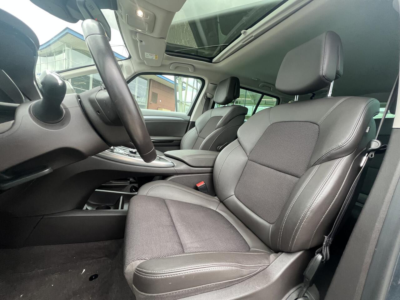 Renault ESPACE 2.0 Blue dCi 160pk Intens 7 persoons / Automaat /Dealer onderhouden Pano / Elek. stoelverstelling / Camera / Applecarplay - Androidauto /