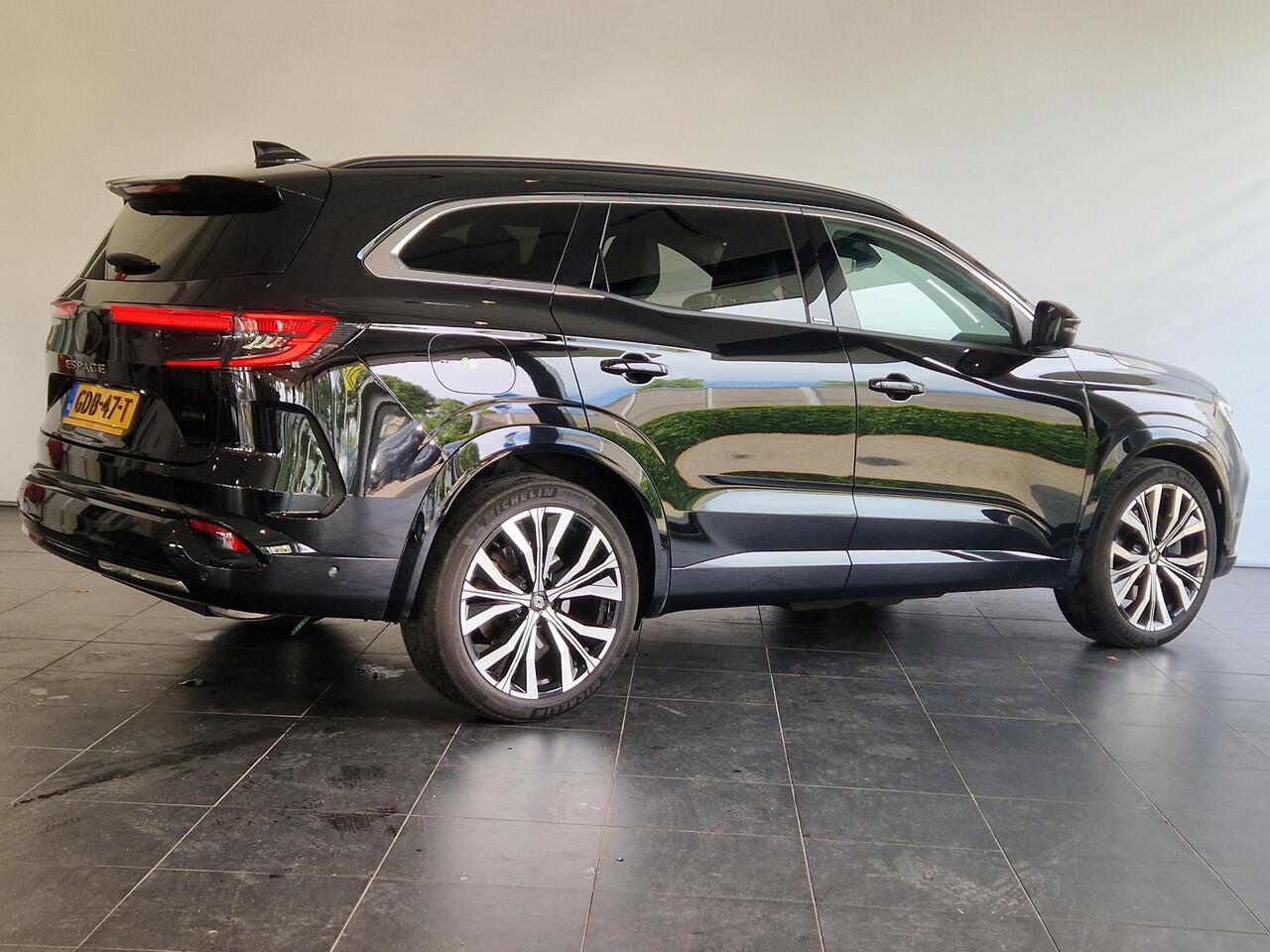 Renault ESPACE E-Tech full hybrid 200 iconic 7p. LEDEREN BEKLEDING | PANORAMADAK | COMPLETE AUTO!