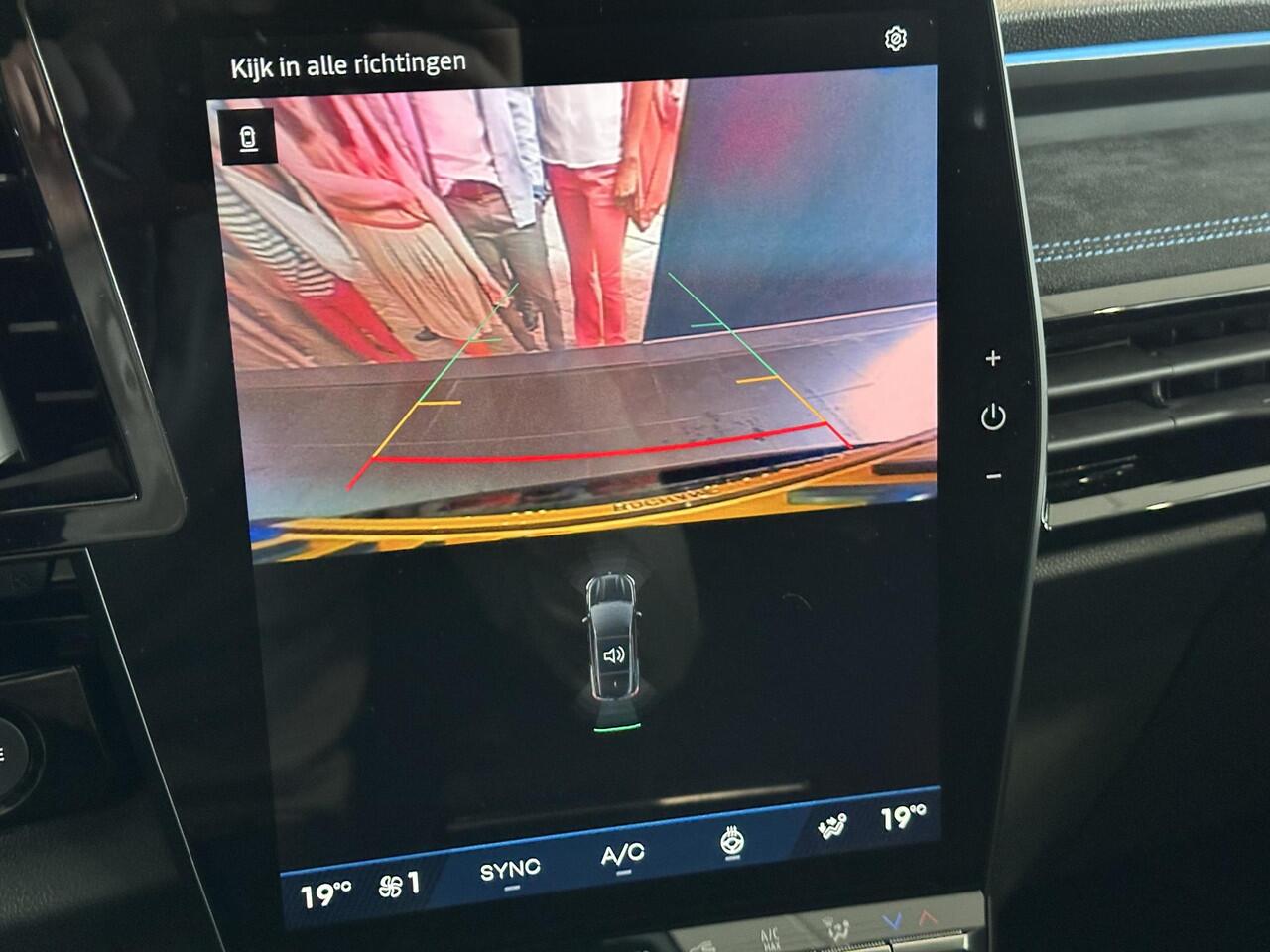 Renault ESPACE E-Tech full hybrid 200 esprit Alpine 5p. DEMO | PANORAMADAK | HARMAN KARDON AUDIO | ADAPTIEVE CRUISE CONTROLE |