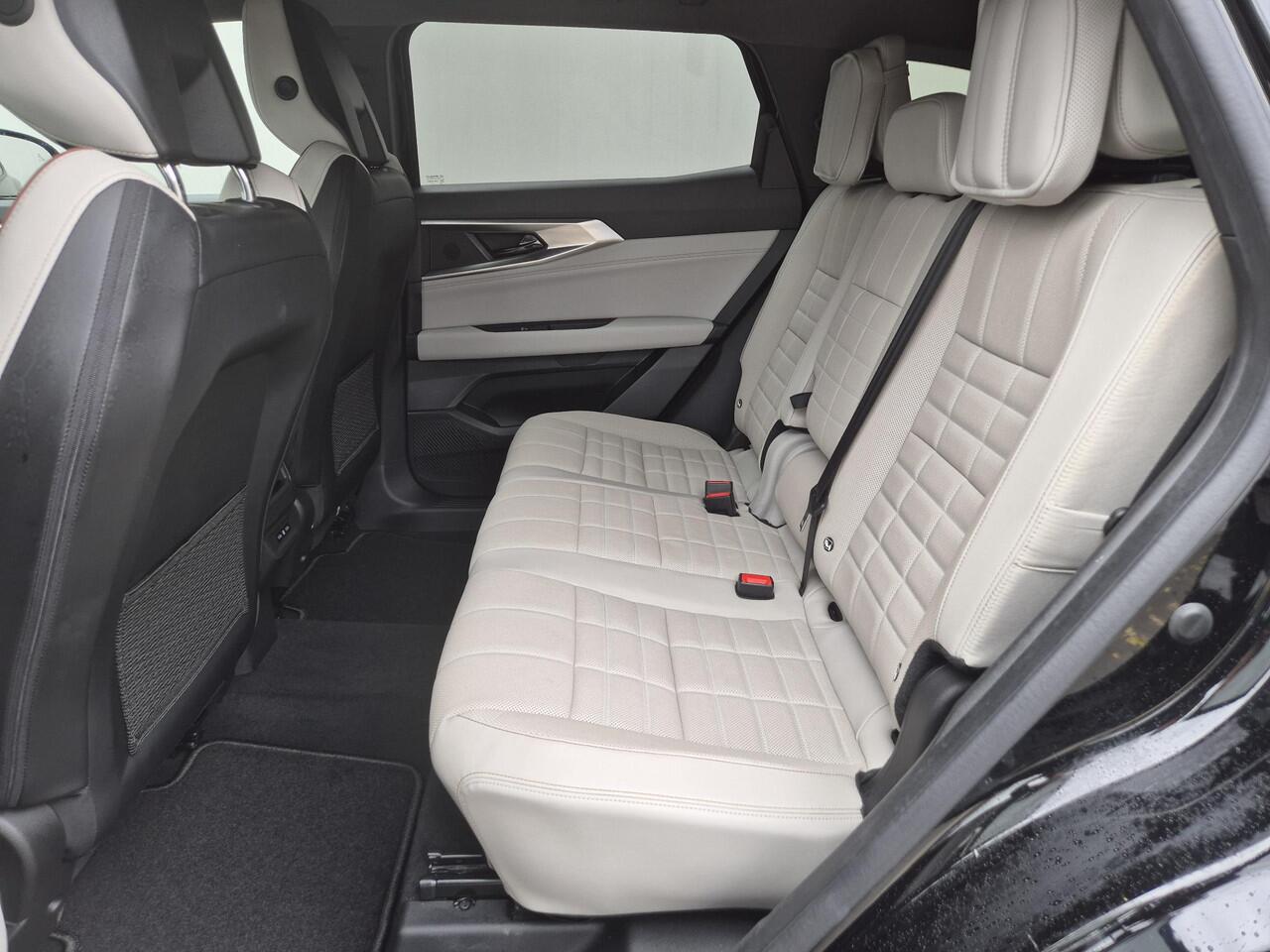 Renault ESPACE E-Tech full hybrid 200 iconic 7p. Automaat / 7 Persoons / HUD / Apple Carplay Android Auto / Pack Advanced Drive Assist / Stuur-, Stoel en Voorruitverwarming / Rondomzicht camera / Stoel met massage functie /