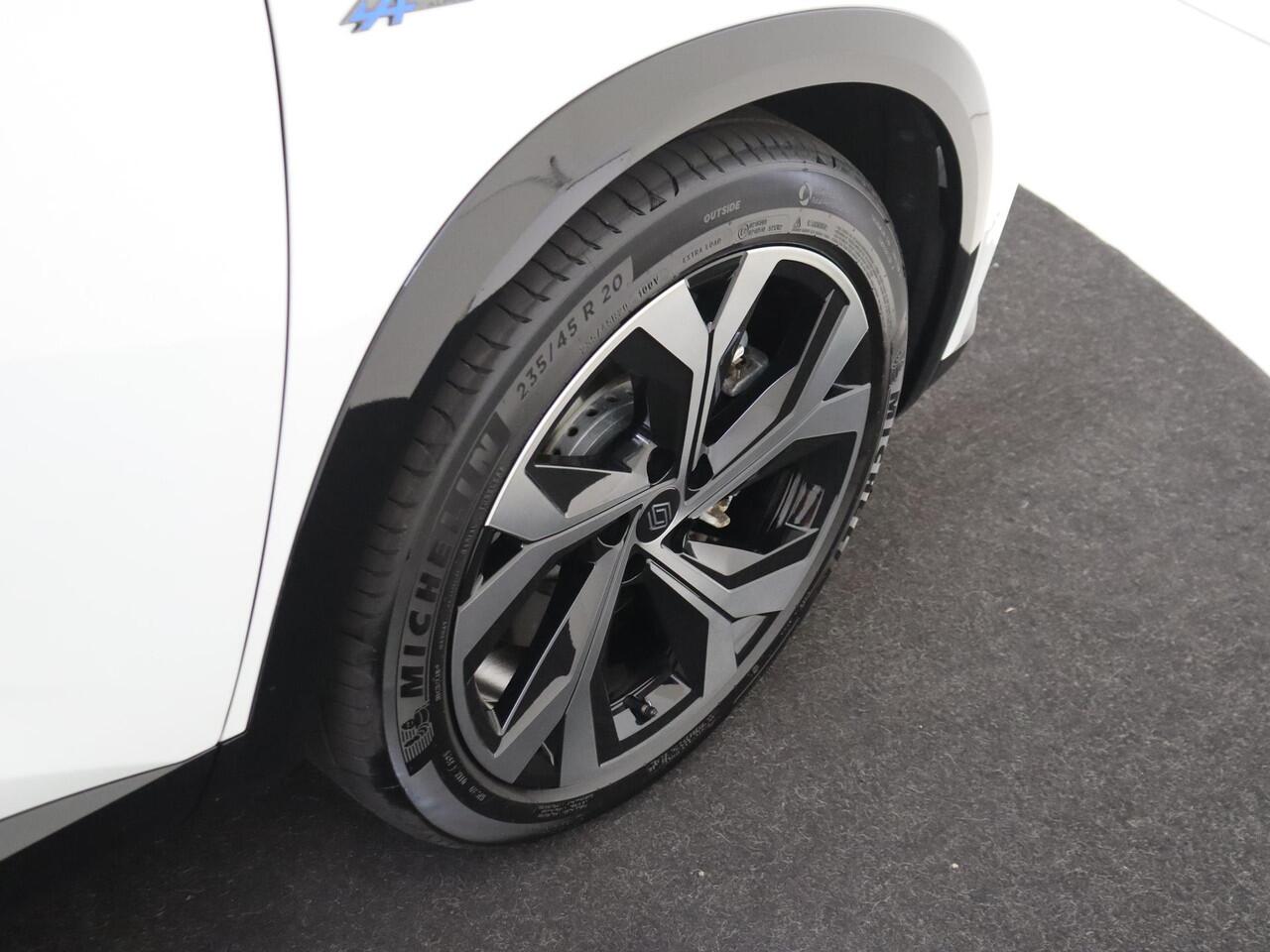 Renault ESPACE Esprit Alpine E-Tech Full Hybrid 200PK | Google Navigatie | Massagestoelen | Stoel- en Stuurverwarming | 360 Graden Camera | Apple CarPlay & Android Auto