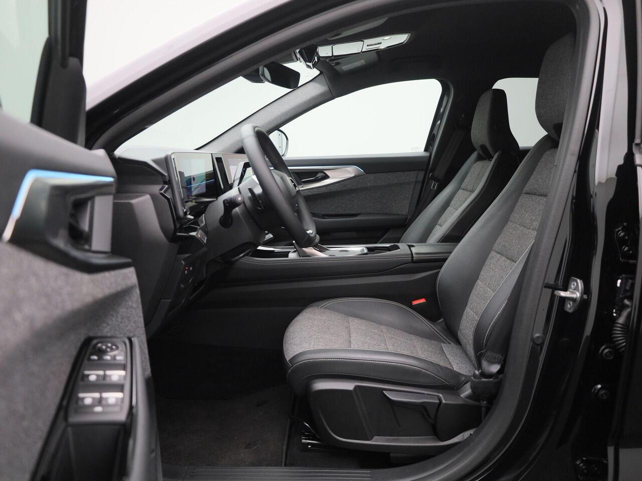 Renault ESPACE E-Tech full hybrid 200Pk techno 7p. | Navigatie | Climate Control | Cruise Control Adaptief | Elektrisch Bedienbare Achterklep | Parkeersensoren incl. Camera | Apple Carplay/Android Auto | Keyless | Lichtmetalen Velgen 19" |