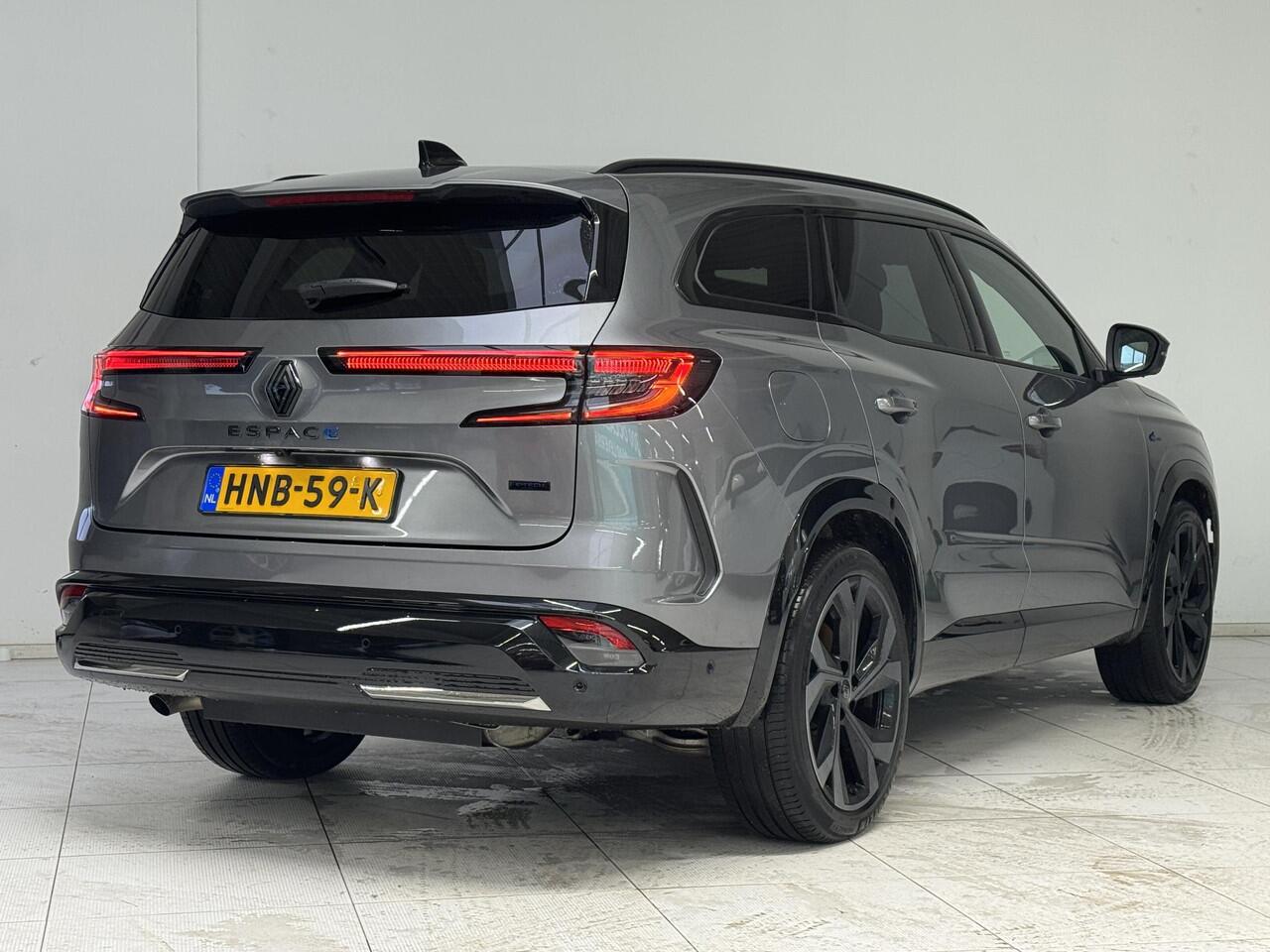 Renault ESPACE E-Tech full hybrid 200 Esprit Alpine 7p. | Navigatie | Panoramadak | Harman / Kardon | 360 Camera | Stoel + stuurverwarming | Head-up Display |