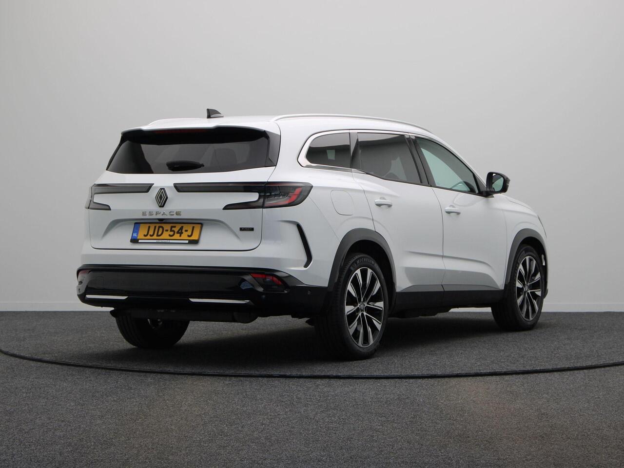 Renault ESPACE E-Tech full hybrid 200 techno 7p. | LED | Elektr.achterklep | Cruise | Clima | Stuurverwarming.